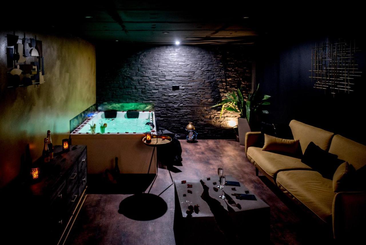 Love Suites & Spa "Le Loft" Avec Jacuzzi Privatif Medis Exterior photo